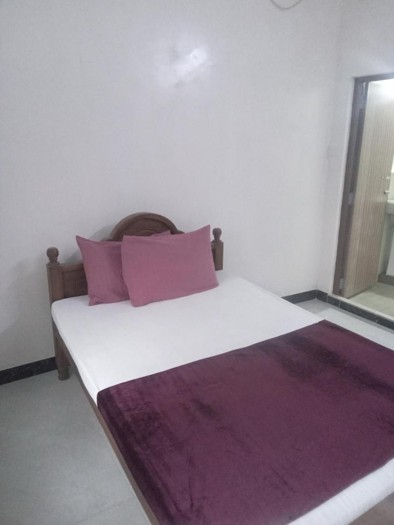 Yaarl Holiday Jaffna Exterior foto